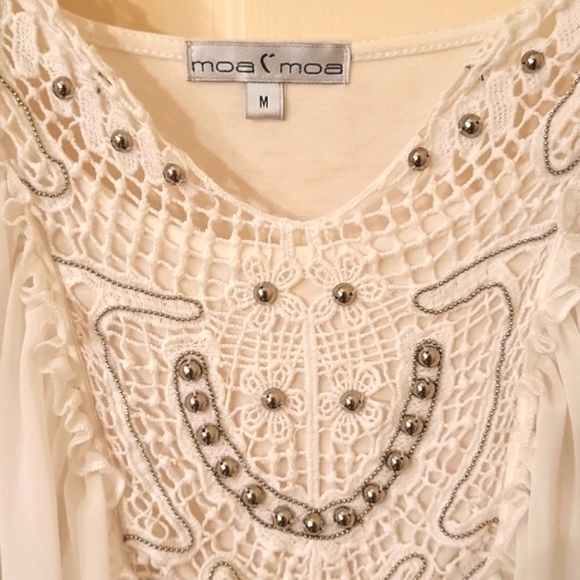 Moa Moa Embroided Bodice Blouse - Picture 3 of 14